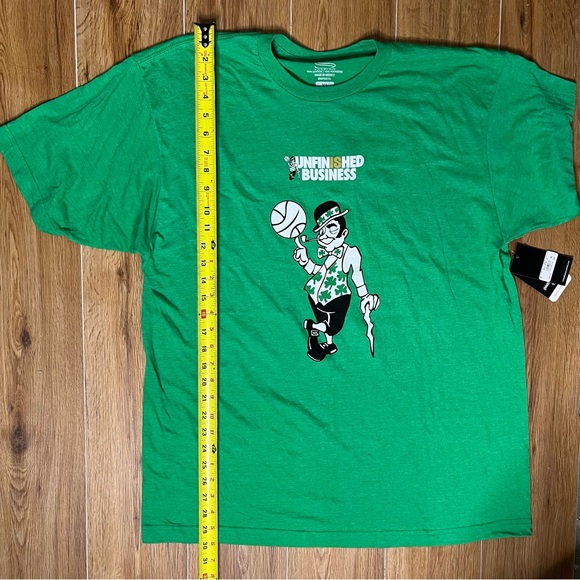 2023 Boston Celtics Playoffs Shirt Unfinished Business NWT XL two sides Tatum - Picture 4 of 5